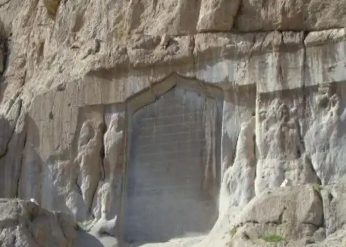 نقش مهرداد اشکانی درمجموعه بیستون 