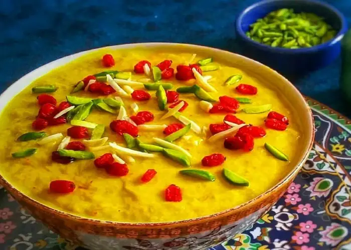 بهترین غذاهای اصفهان - خورش ماست