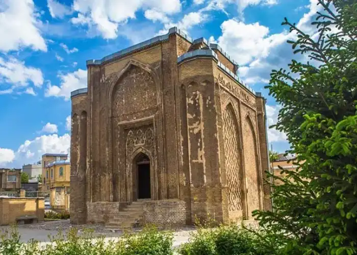 راهنمای سفر به همدان