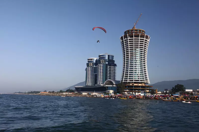 معرفی بازارهای محلی و مراکز خرید مدرن مازندران