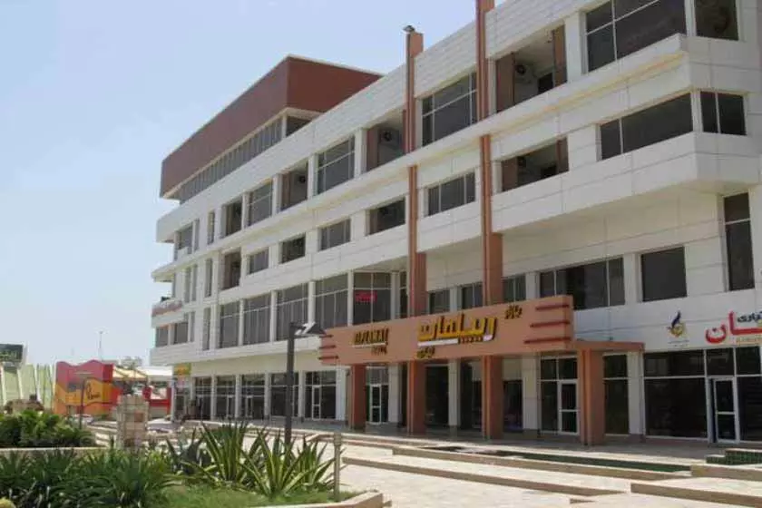 بازار دیپلمات در کیش