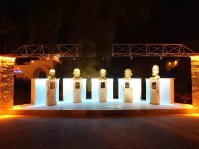 گذر هنرمندان درکیش