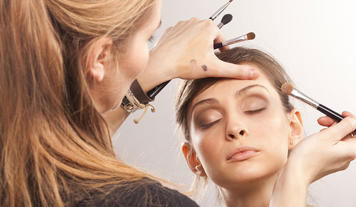 نکات مهم در انتخاب بهترین میکاپ آرتیست