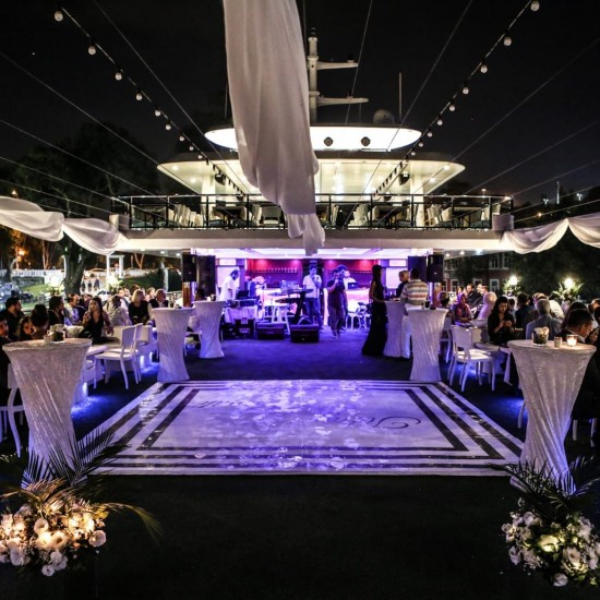 برگزاری مراسم عروسی روی کشتی در استانبول