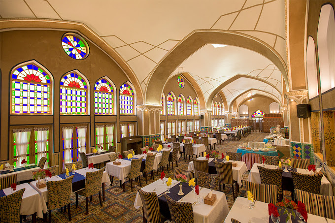 هتل باغ مشیرالممالک یزد