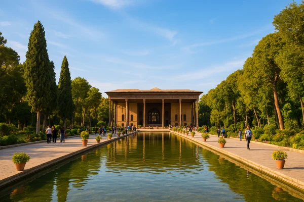 اقامت ارزان در شیراز یا رایگان؟ راهنمای سفر اقتصادی اقامت رایگان در شیراز