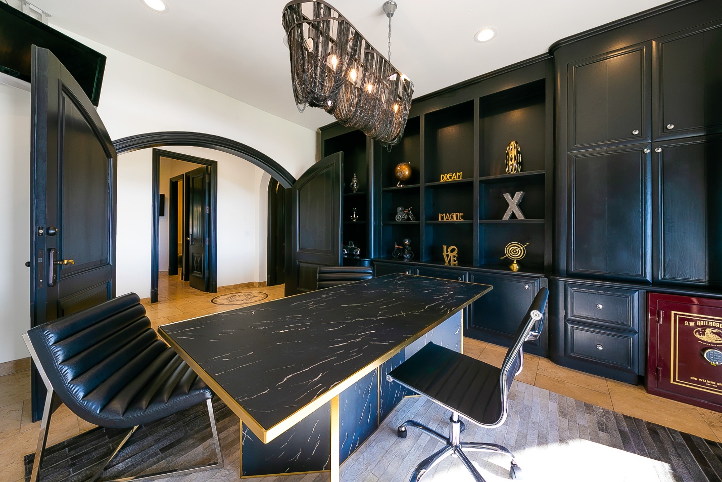 شرایط و الزامات سرمایه‌گذاری از طریق ثبت شرکت برای اخذ اقامت