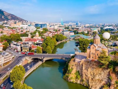 حمام های گوگردی تفلیس و چشمه های آب گرم طبیعی گرجستان