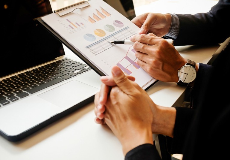 نرم‌افزار حسابداری خدماتی