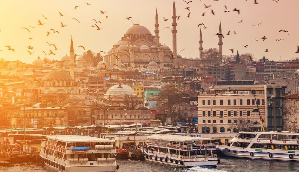 ۵ روش برای پیدا کردن بهترین قیمت بلیط استانبول به تهران