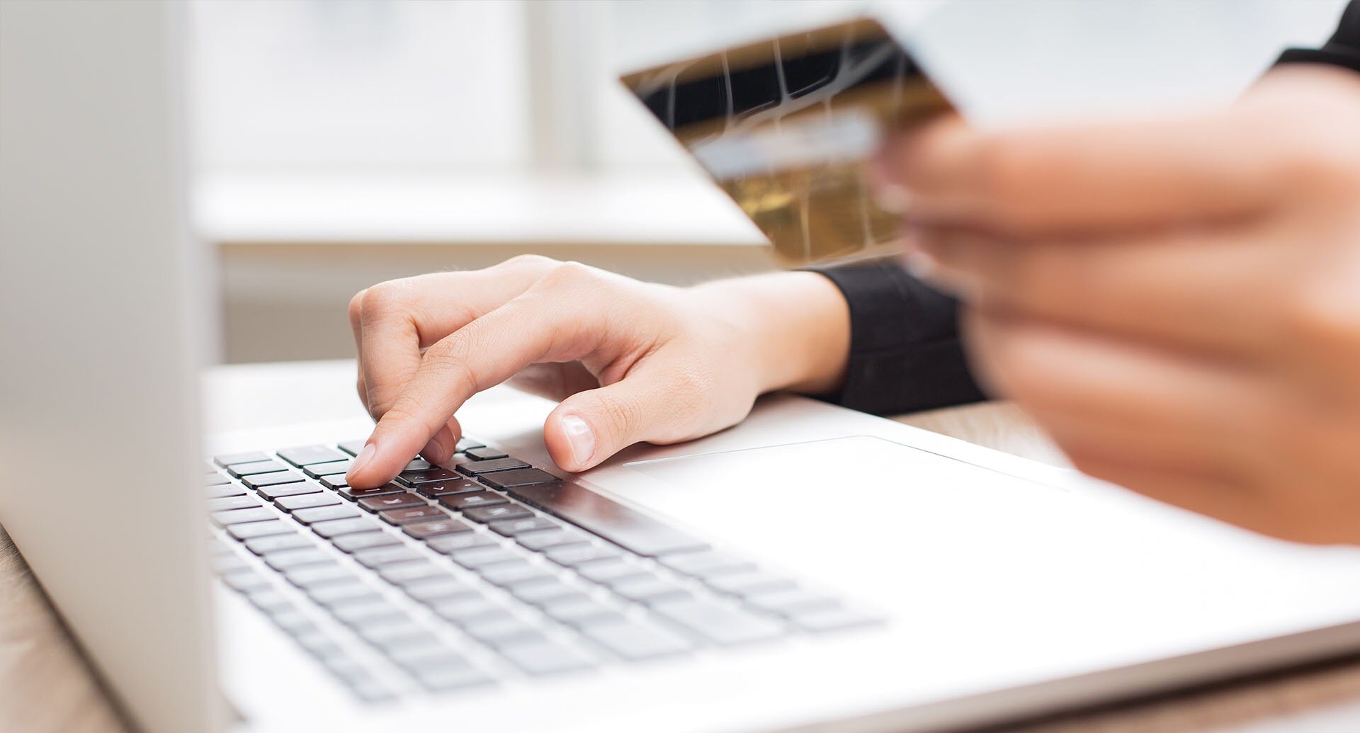 E:safarmarketonline ticket buying.jpg