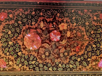 نمایش نسخه خطی دیوان حافظ در موزه کتابخانه اختصاصی مجموعه فرهنگی‌تاریخی نیاوران