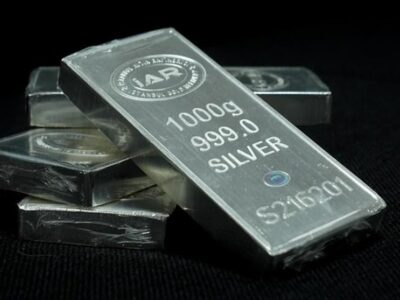 2.9 تن شمش نقره در بورس کالا معامله شد