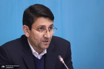 وزیر ارتباطات: سیم‌کارت سفید پاک کردن صورت‌مساله است