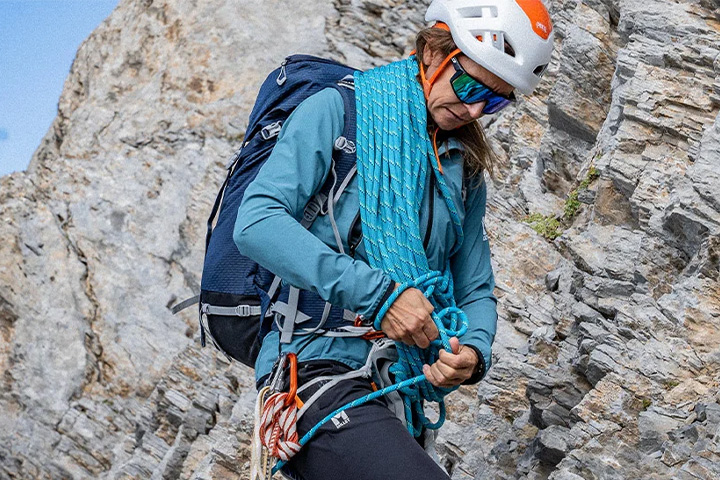 لیست لوازم کوهنوردی برای برنامههای یکروزه و چندروزه لوازم کمپینگ