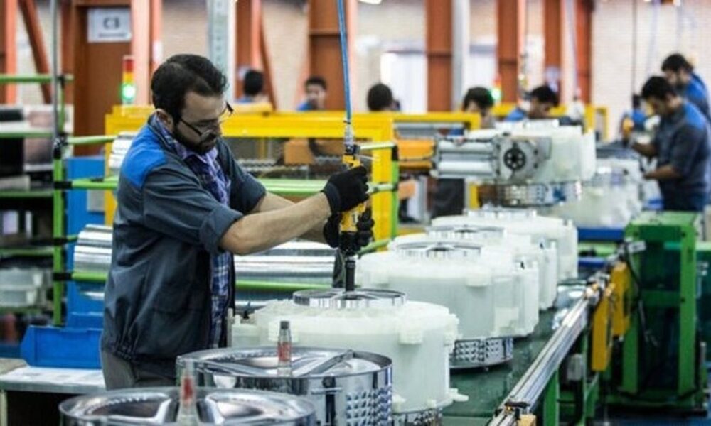 افتتاح واحدهای صنعتی جدید در استان تهران / زمینه اشتغال ۱,۵۹۰ نفر فراهم شد