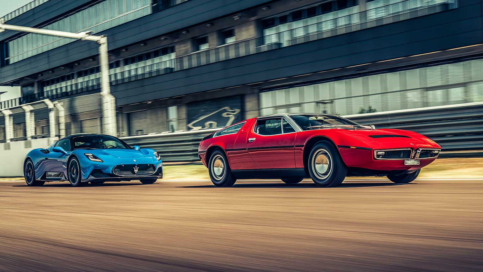 Maserati MC20 vs Bora video twin test: fast-forward through 50 years of  Trident thrills