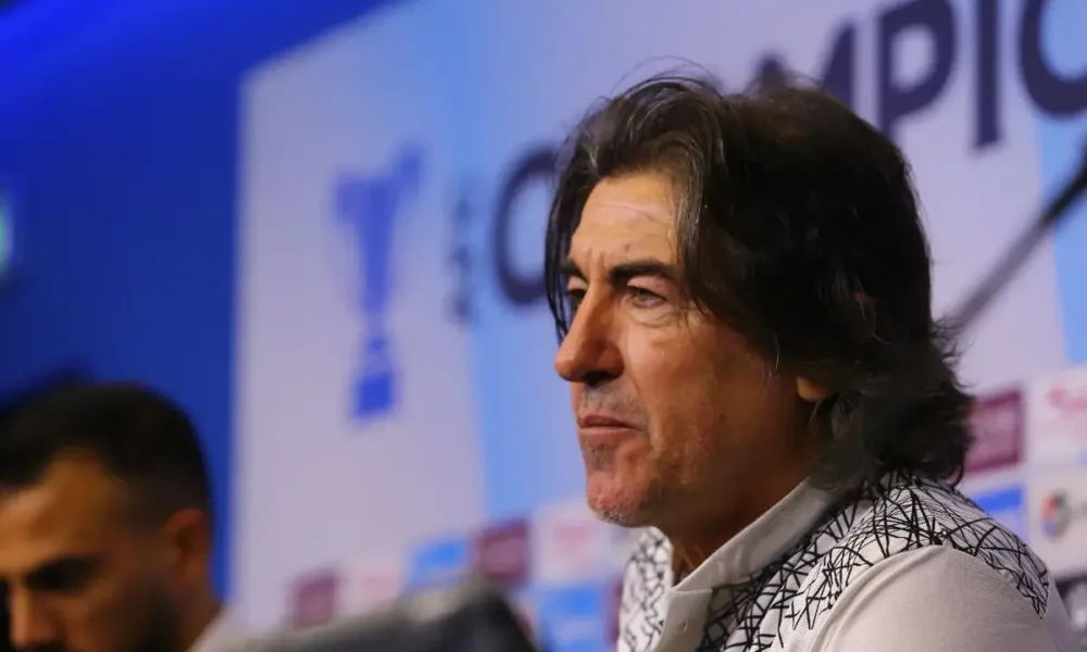 دستیار مورینیو در آستانه پیوستن به نیمکت استقلال