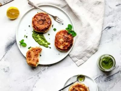 طرز تهیه کوکو گل‌کلم غذای مخصوص روز‌های سرد زمستان