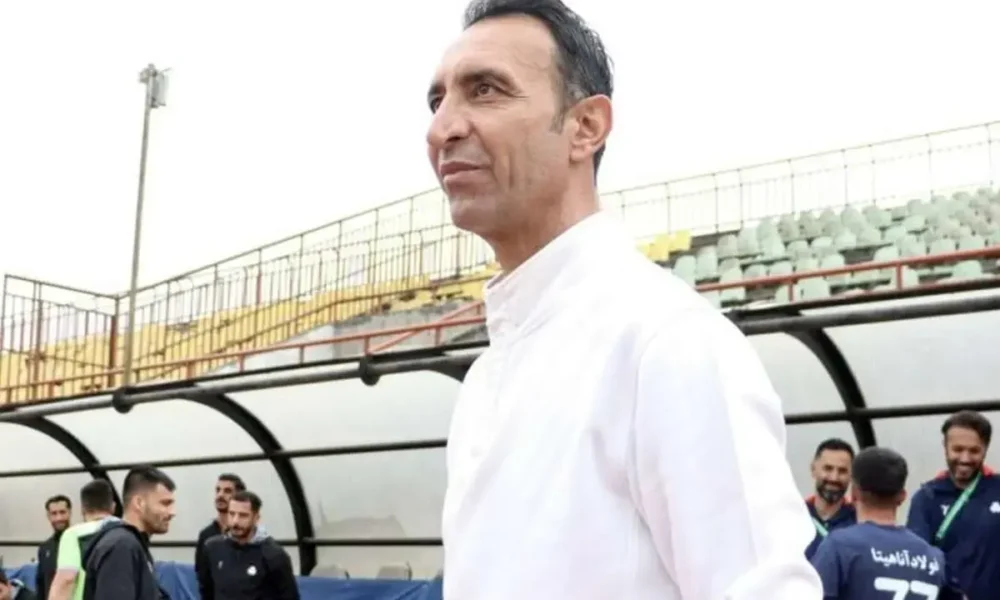 فسخ قرارداد سرمربی استقلالی