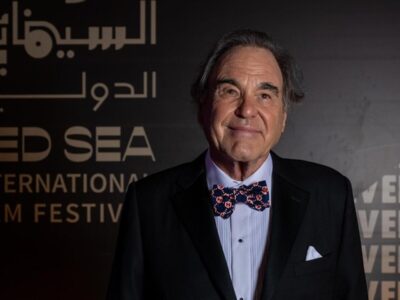 الیور استون: آمریکا با جنگ ایران اشتباه ویتنام را تکرار می‌کند