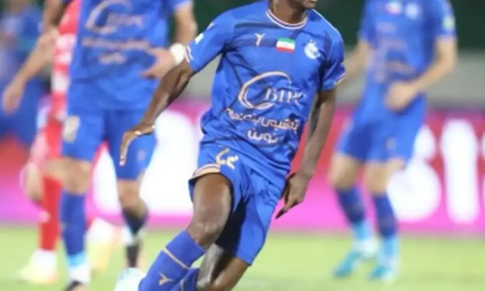 حاشیه‌ها و پیچیدگی‌های قراردادی عجیب ستاره استقلالی!