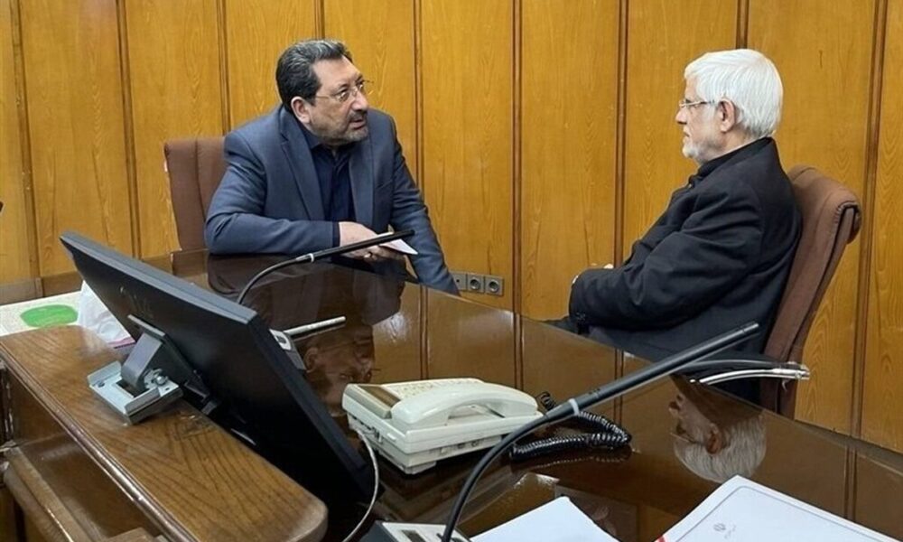 دیدار عارف و اتابک با محور تأمین کالا‌های اساسی و استمرار تولید