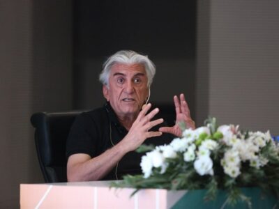 واکنش رضا کیانیان به حمله آمریکا و اسرائیل به ایران