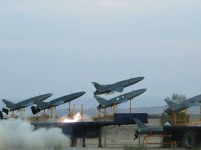 کاریکاتور هنرمند شناخته‌شده پس از حمله موشکی ایران منتشر شد