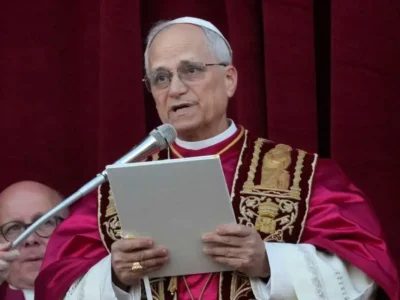 کنایه تند پاپ به دولت ترامپ: خدا با جنگ‌افروزان نیست