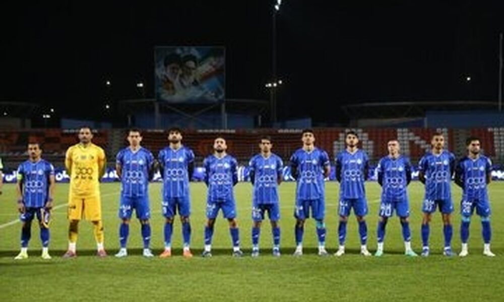 آب پاکی تاج بر روی دست اهالی فوتبال / چرا استقلال خود را فاتح لیگ می‌داند؟