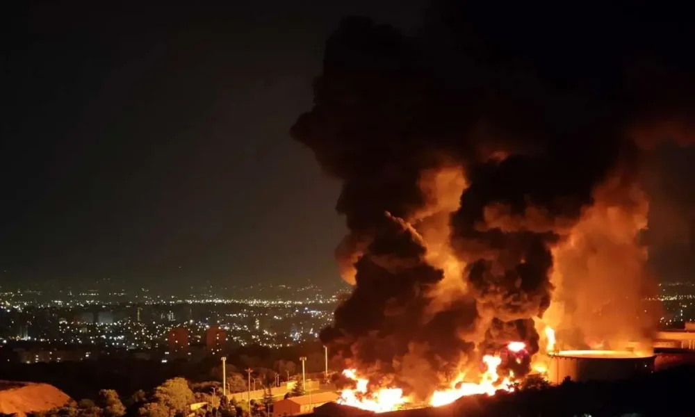 آتش، دود و خسارت در مرکز صنایع نظامی رافائل در پی حملات گسترده ایران