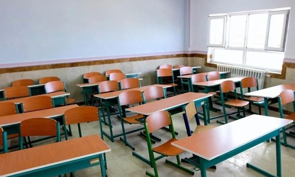 آخرین خبر از وضعیت بازگشایی مدارس و دانشگاه‌ها / کلاس‌های حضوری در راه است؟