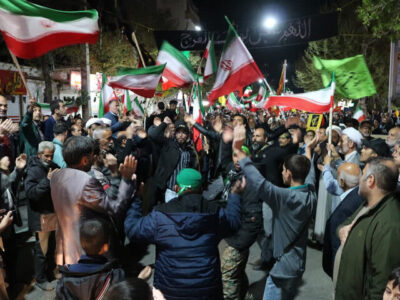 اجتماع پرشور ساوجی‌ها در حمایت از نیروهای مسلح