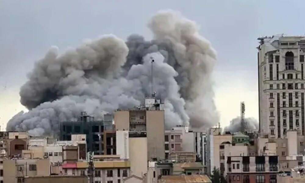 احتمال شنیده شدن صدای انفجار درغرب اصفهان / علت چیست؟