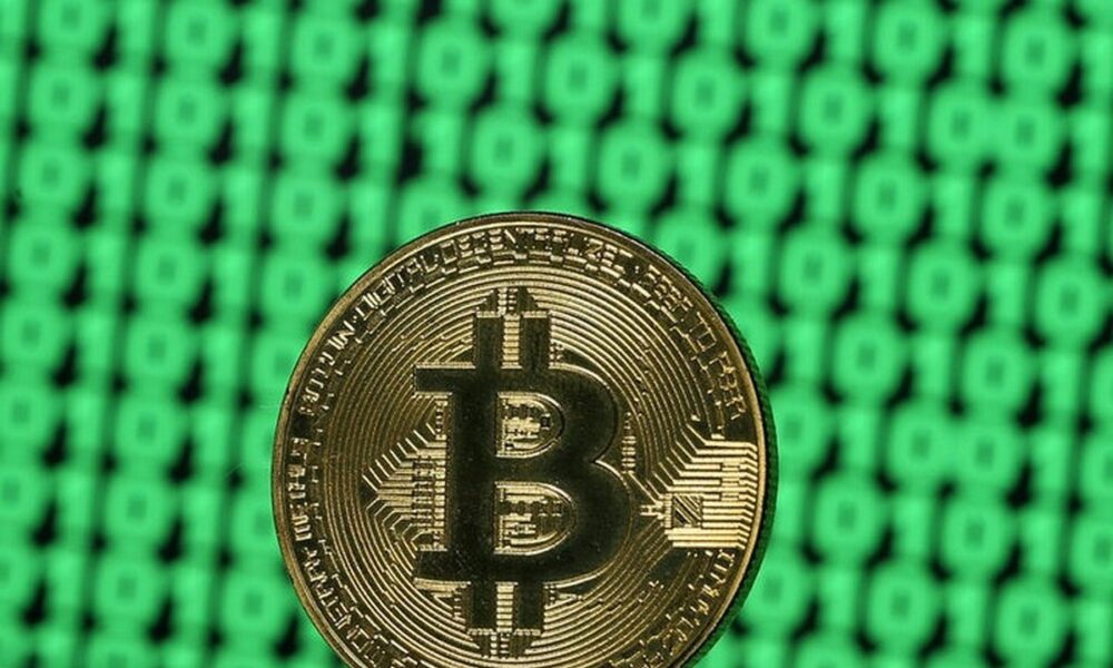 افزایش چشمگیر قیمت بیت‌کوین/ بزرگترین رمزارز جهان ۱.۴ درصد جهش کرد