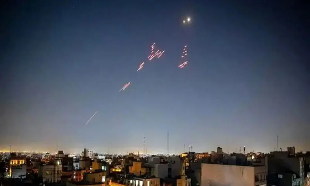 اینفوگرافیک/ رشد ۶ درصدی تولید فولاد در سایه دو جنگ