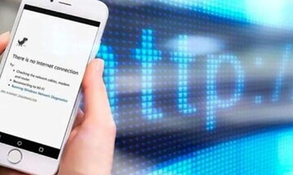 تداوم قطع اینترنت چه چالش هایی برای کشور دارد؟