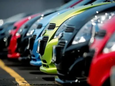 ترخیص بیش از ۷۰۰۰ خودروی وارداتی طی جنگ/ اطلاعیه مهم استانداری هرمزگان