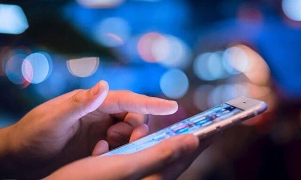 خسارت روزانه ۵ هزار میلیارد تومانی قطعی اینترنت/ نیروها در معرض تعدیل قرار دارند