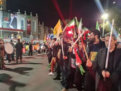 دسته‌های حسینی تبریز همچنان پای کار انقلاب هستند