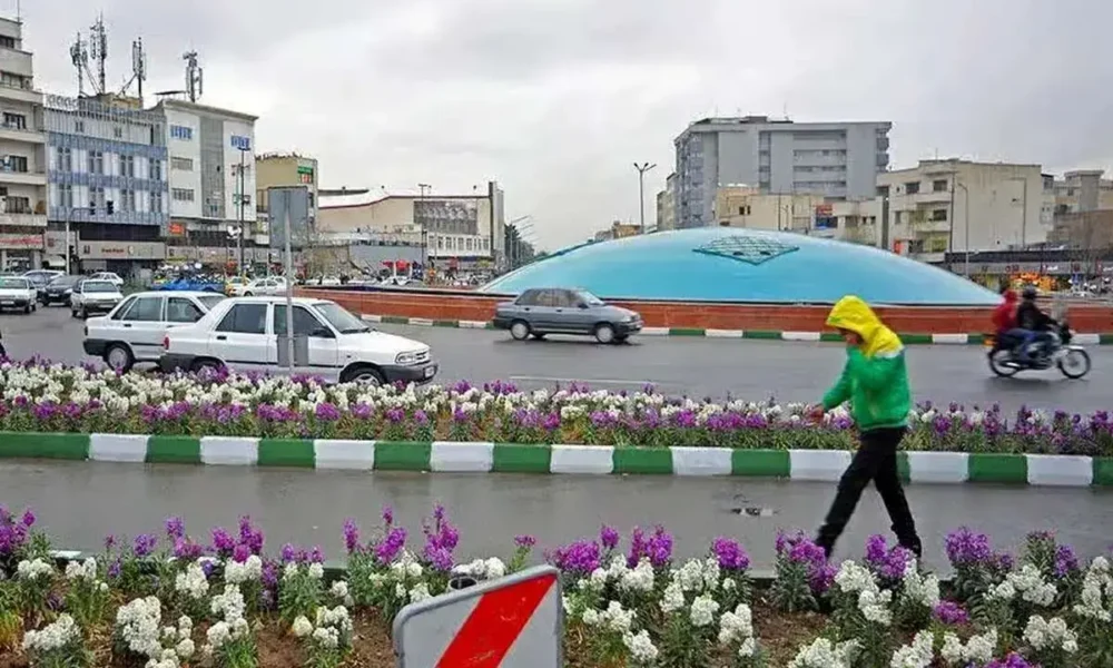 دیوارنگاره جالب میدان انقلاب در پاسخ به ضرب‌الاجل ترامپ+ عکس