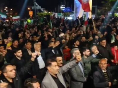 راهپیمایی مردم کوهدشت در پنجاه و هشتمین شب حماسه خیابان