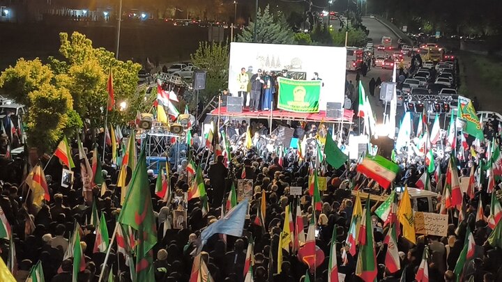 صلوات خاصه امام رضا علیه السلام در اجتماع شبانه مردم کرمانشاه