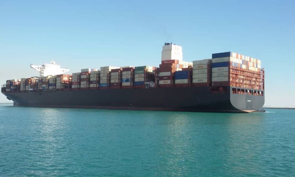 فوری/ عبور کشتی فرانسوی از تنگه هرمز تایید شد