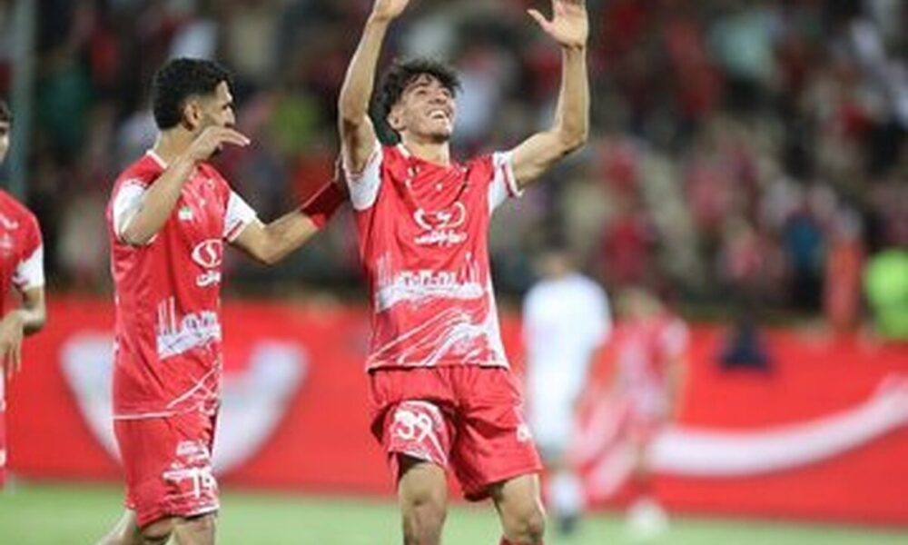 مدافع پرسپولیس لگد به بخت خود زد