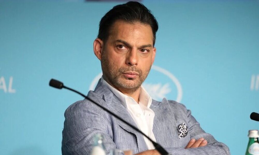 واکنش خاص پیمان معادی برای شهدای میناب+ عکس