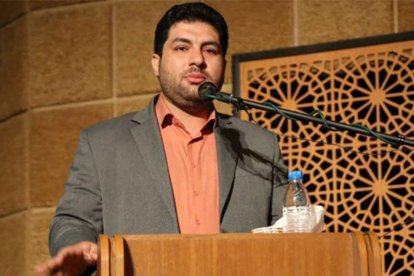 چهره‌های شاخص هنر انقلاب اسلامی در چهارمحال و بختیاری معرفی شدند