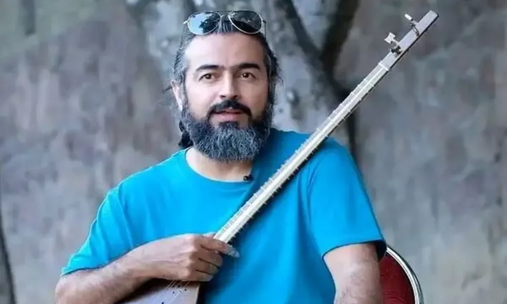 کنایه تند پرواز همای به طرفداران پهلوی+ عکس