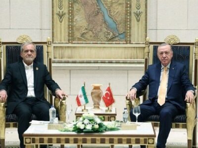 گفتگوی روسای جمهور ایران و ترکیه / اردوغان: به کسانی که قصد تخریب مذاکرات را دارند فرصت ندهید